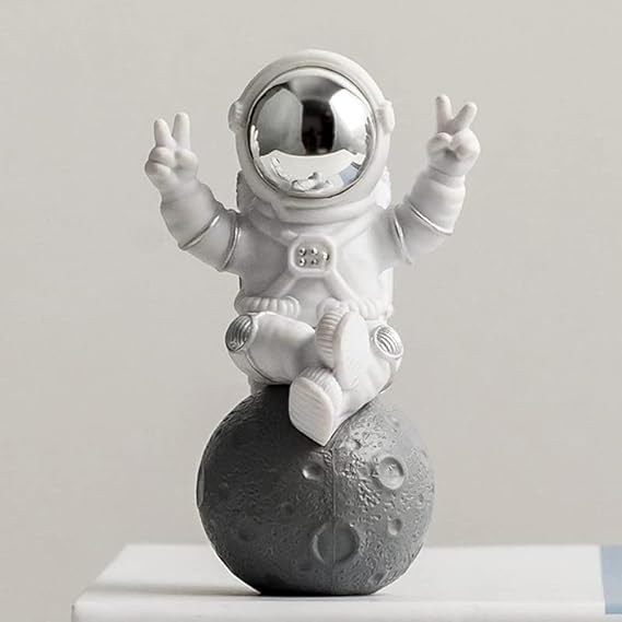 Street27 Cute Outer Space Astronaut Figurine Action Figure Toys Statue