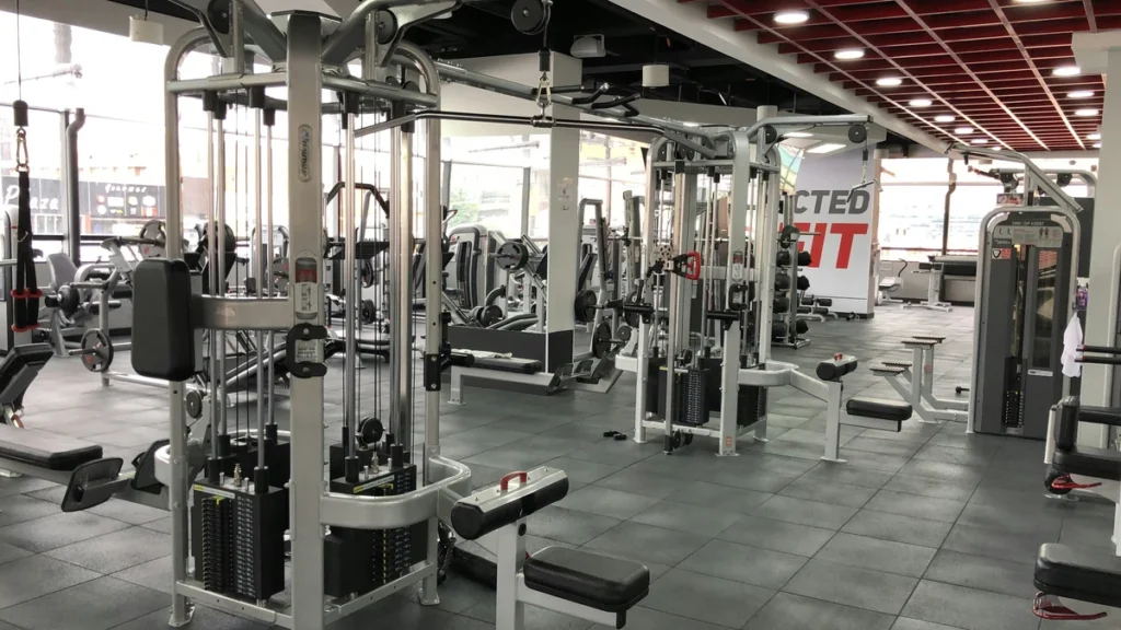 Best Gym Equipment for Home in India 2026 | Budget Friendly Fitness Setup 4 Yeh multi-gym section me aa gayi hai, flow tod rahi hai